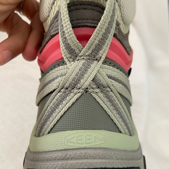 Keen Women’s MidRise Hiking Boot - Picture 9 of 11